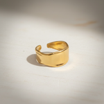 Load image into Gallery viewer, Adjustable stainless steel hammered ring
