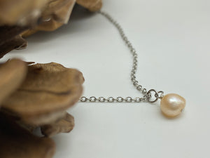 Single Pearl Necklace (3 Colors Available)