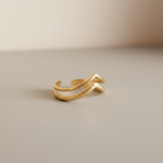 Load image into Gallery viewer, Twin Peaks 'Mountain' Ring
