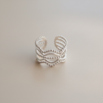 Load image into Gallery viewer, Silver droplet ring, adjustable stainless steel
