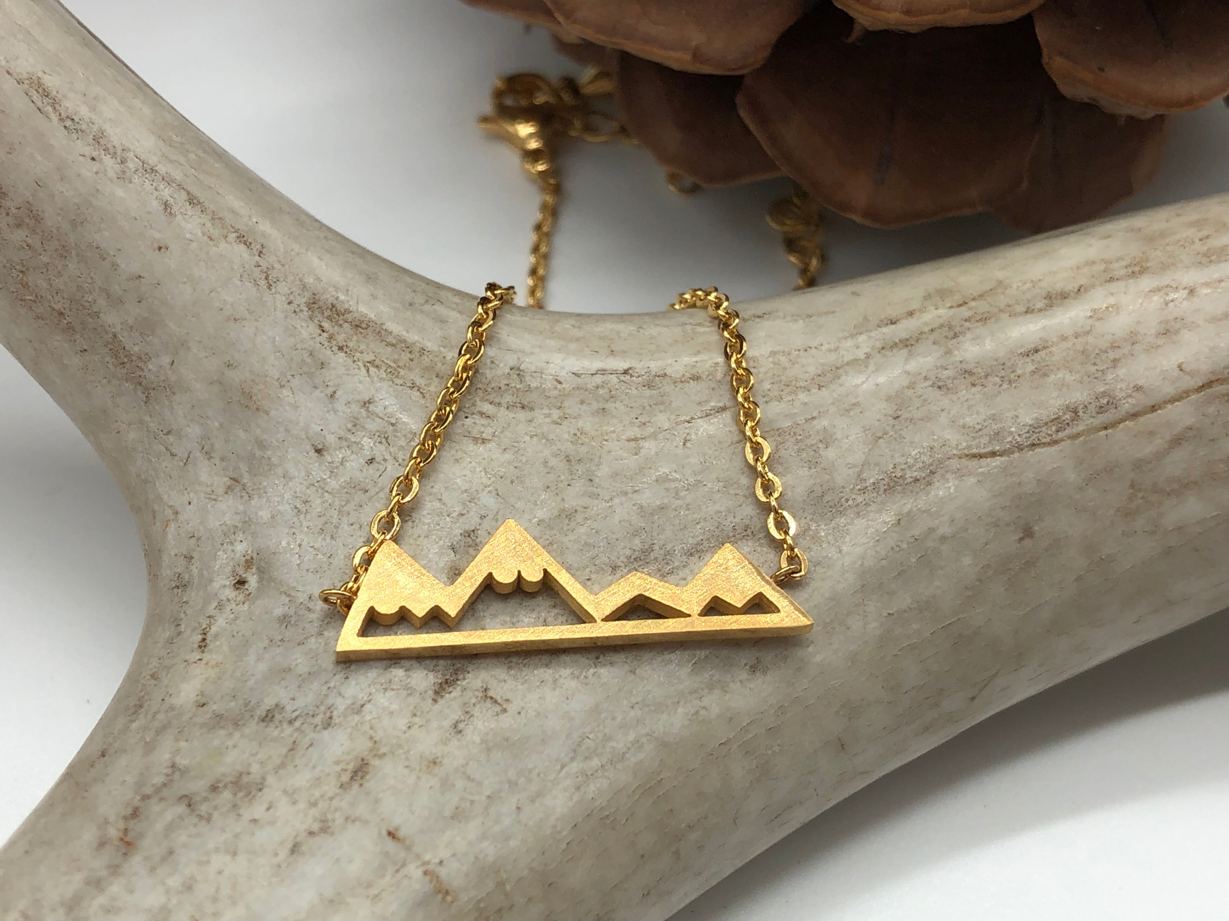 Rocky Mountain Necklace (3 Colors Available)