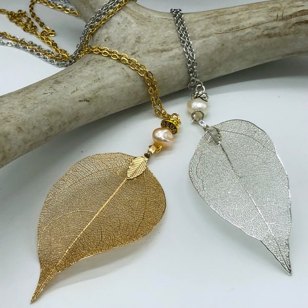 Long leaf necklace made with a real electroplated leaf. Available in Gold, Silver and Rose gold.