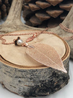 Load image into Gallery viewer, Rose Gold Leaf Necklace with Fresh water pearls
